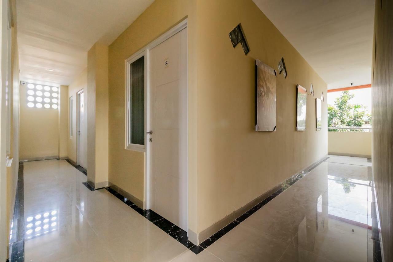 فندق Reddoorz Near Plaza Atrium Senen جاكرتا المظهر الخارجي الصورة