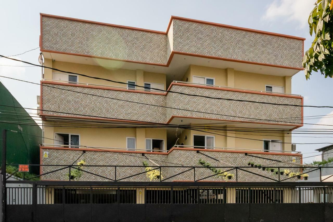 فندق Reddoorz Near Plaza Atrium Senen جاكرتا المظهر الخارجي الصورة